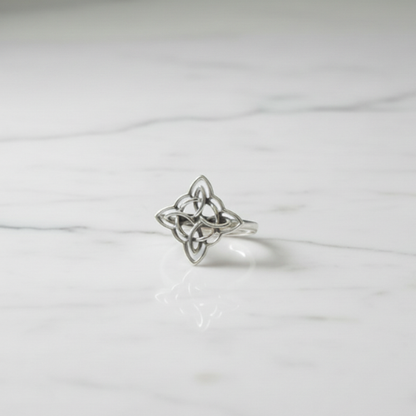 Anillo Nudo de Bruja Plata 925