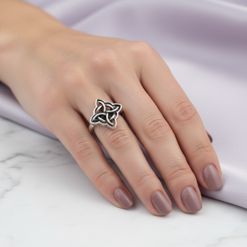 Anillo Nudo de Bruja Plata 925